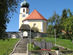 Kirche Stallwang (Kriegerdenkmal)